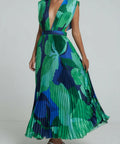L’Idee Gala Gown in Capri Green Size 8 - 8 / Green - Dresses