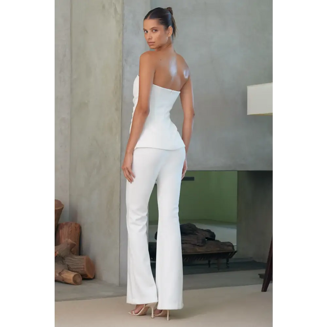 Misha Collection ‘Bronte’ Bonded Crepe Ivory Jumpsuit - S / White - Dresses