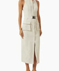216575470_beige_in