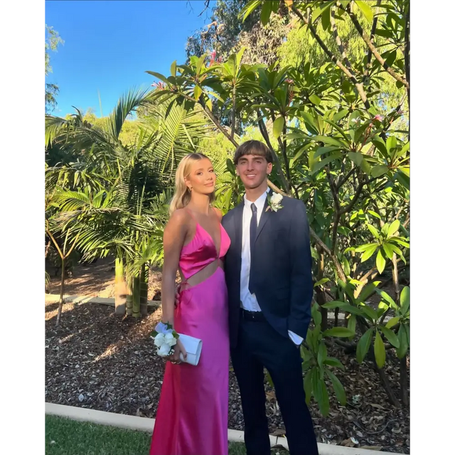 Natalie Rolt Pink Iris Gown - 6 / Pink - Dresses