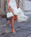 peta-pearl-handle-bag-413040_1800x1800_0fdb3c12-7a40-43e1-9f2a-a2c0355a3a44