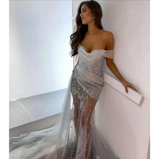 Portrait & Scarlett Silver Gown - 10 / Silver - Dresses