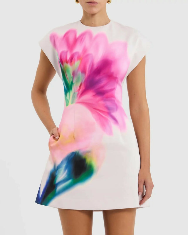 http%3A%2F%2Fstatic.theiconic.com.au%2Fp%2Frebecca-vallance-4115-6960752-1