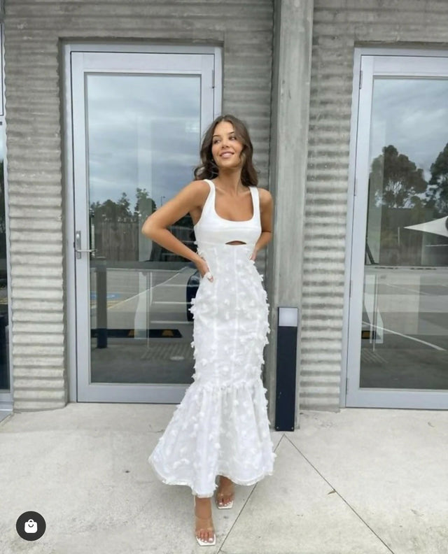 Sheike Petal Dreams Dress in White - 8 / White - Dresses