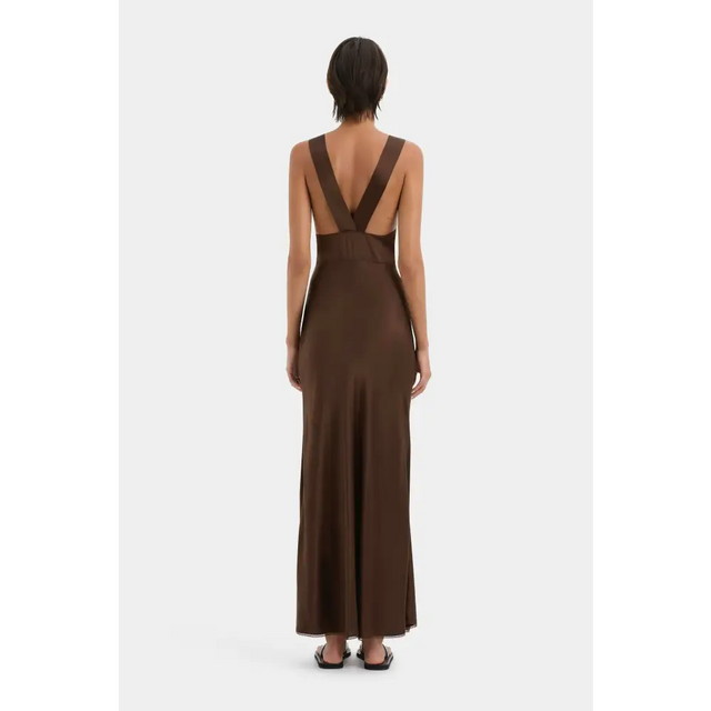 S70-Aries_Cut_Out_Gown_Chocolate-24981-Sir_The_Label-0925_1440x