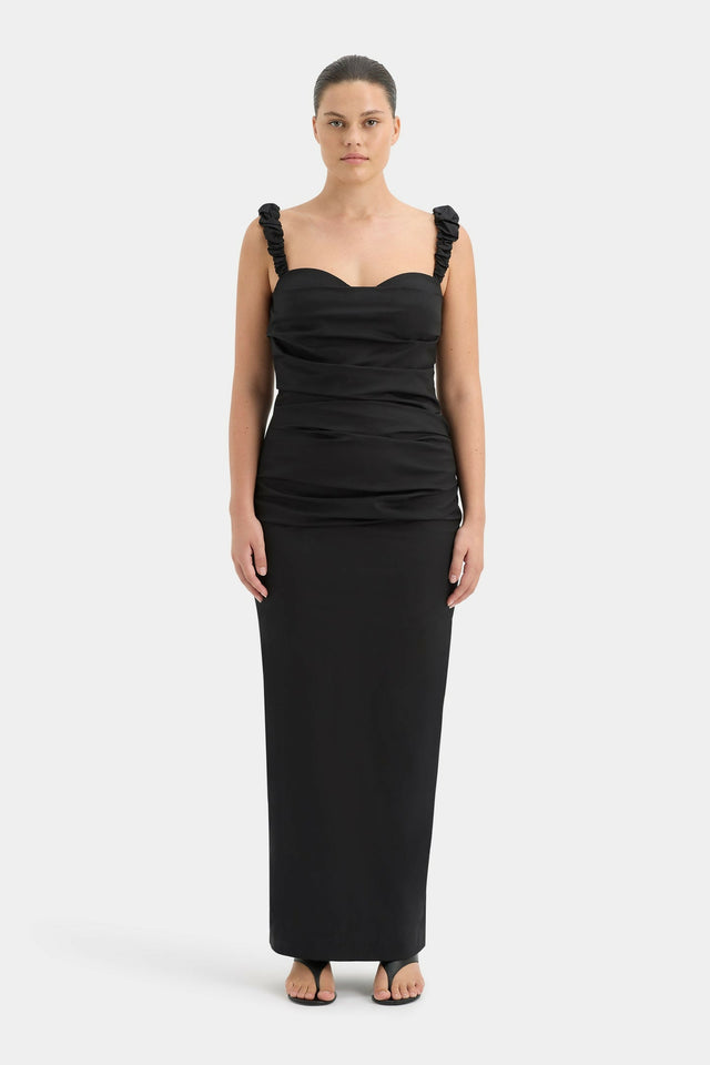 S54-SIR423-1061_AZUL_BALCONETTE_GOWN_BLACK-23786-SirTheLabel-0443_1440x