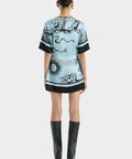 S85-SIR424-1033_DREAMWOOD_MINI_DRESS_BRISE_SOLEIL_PRINT-24305-SirTheLabel-D1-0288_1440x