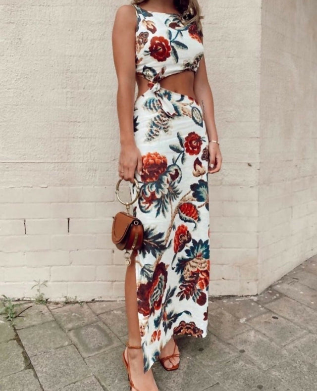 HireSIRTHELABELAmbroiseKnotDressInPrintFloral2