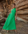 SonyaModaAzaleaGowninBarcelonaGreenSIDE