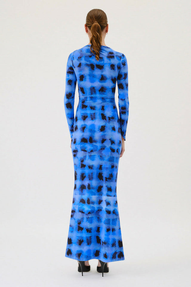 SB2613PF23_ShiboriLongSleeveRouchedDress_1_3000x