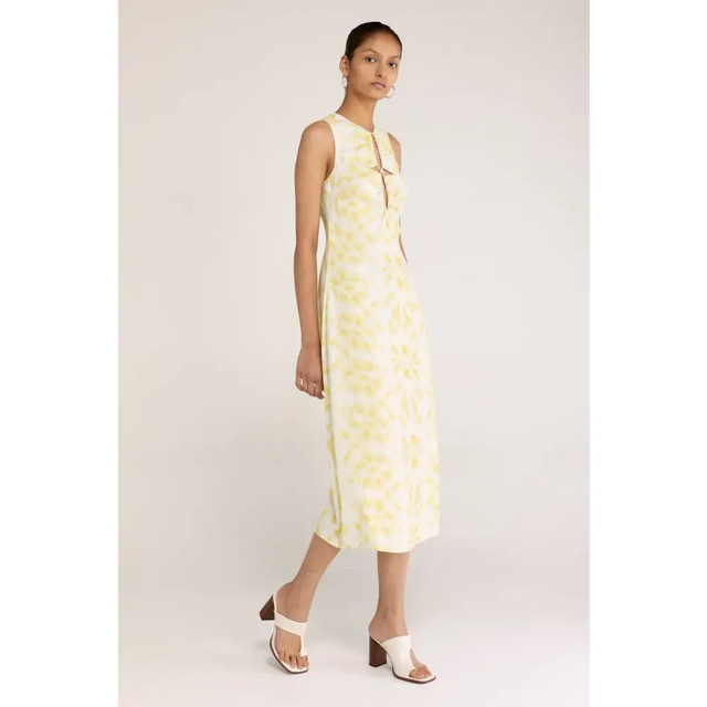 edit_0002_ThirdForm_0010_Look30