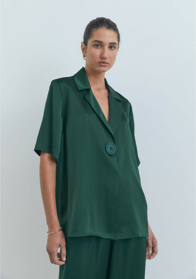 viktoria-woods-chorus-shirt-397945