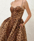 b3aaa2fd-cb0f-46a7-8ce7-5407a1d6830d_1800x1800