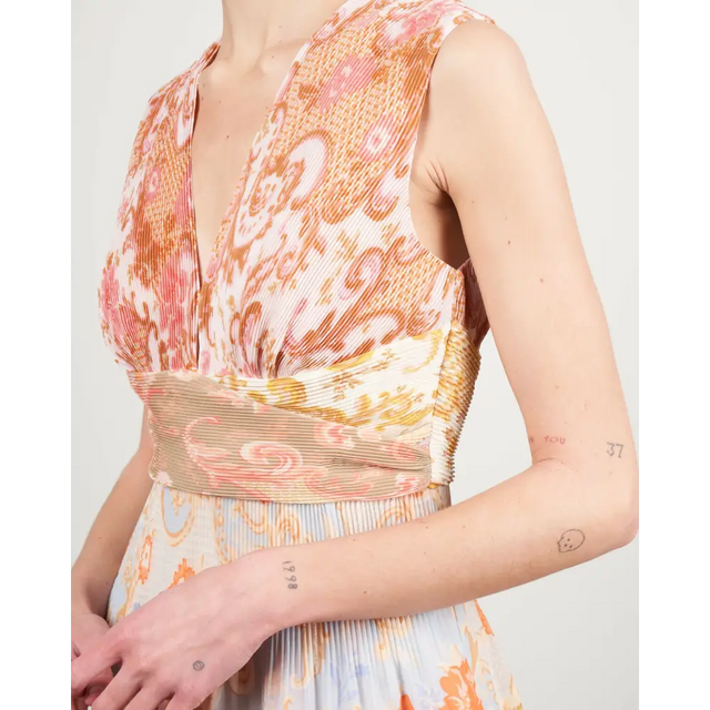 Zimmermann Postcard Pleated Maxi Dress Multi Size - 8 / Multi - Dresses