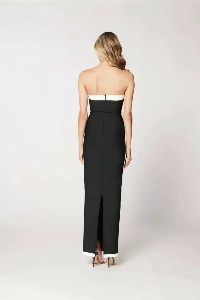 Bianca And Bridgett Ashley Midi Dress in Black