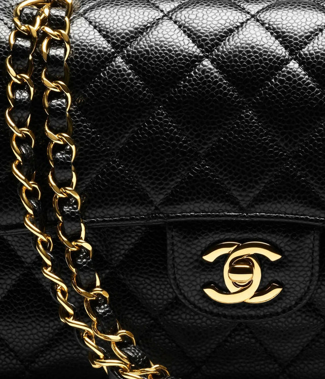 Chanel - Chanel Classic Flap Medium GHW