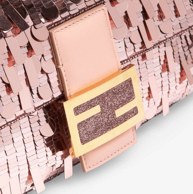 Fendi Baguette - Passion For Fashion 